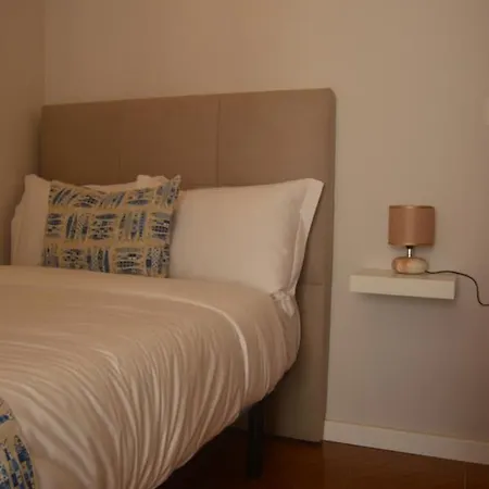 アパート Lugar Dos Avos